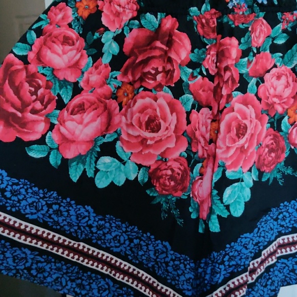 Romper - Picture 2 of 6